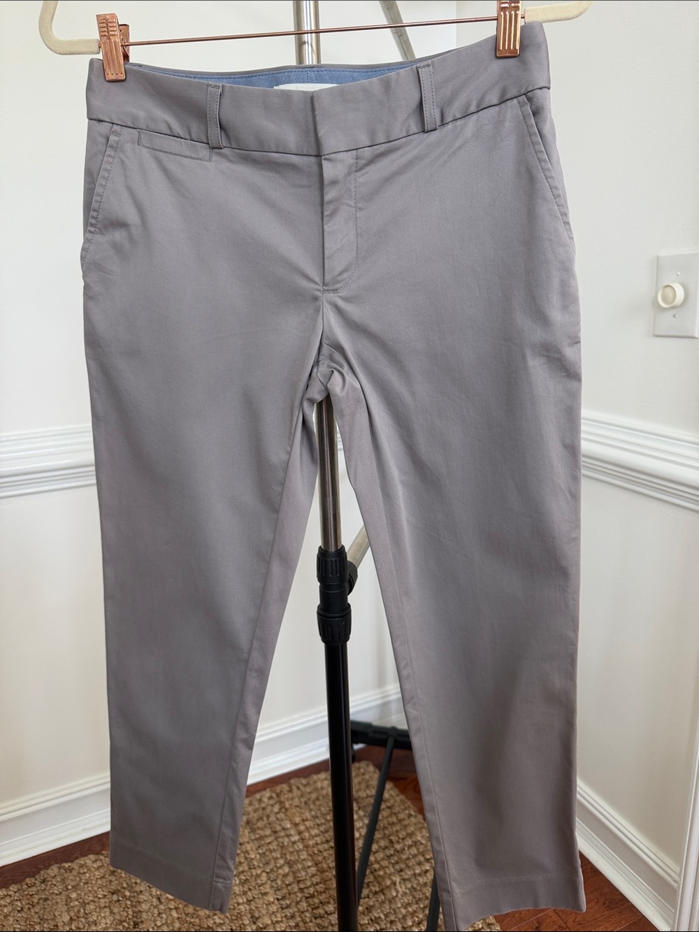 Banana Republic Women's Gray Straight-Leg Capris